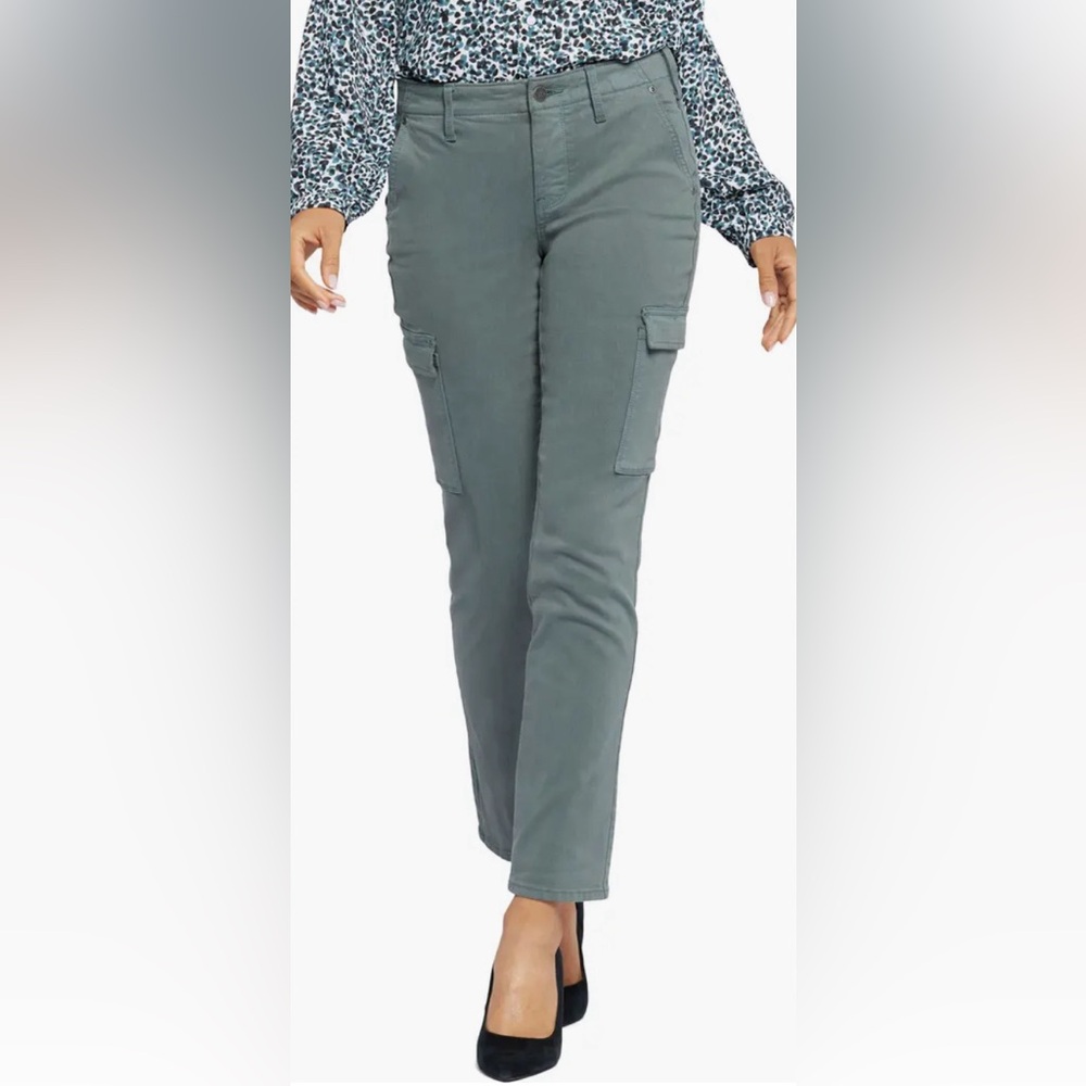 NYDJ Sheri Slim Cargo Jeans. NWT